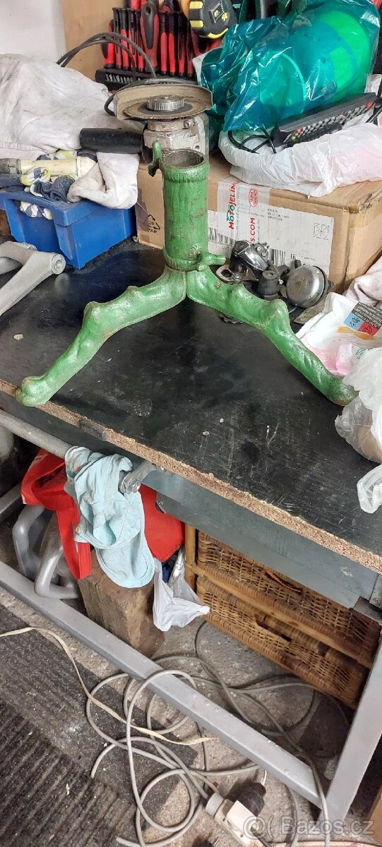 stojan na stromek - 2