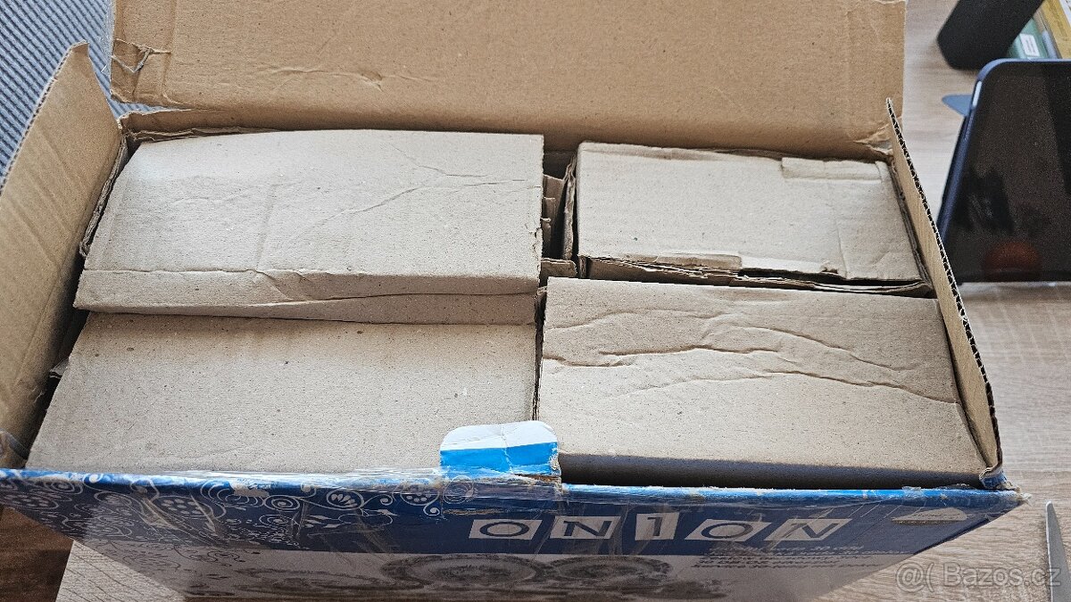 JÍDELNÍ SADA S DEKOREM CIBULÁK - 2