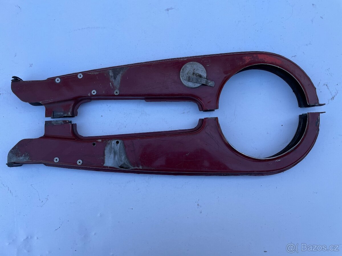 Kryt řetězu - Jawa 250 - 2