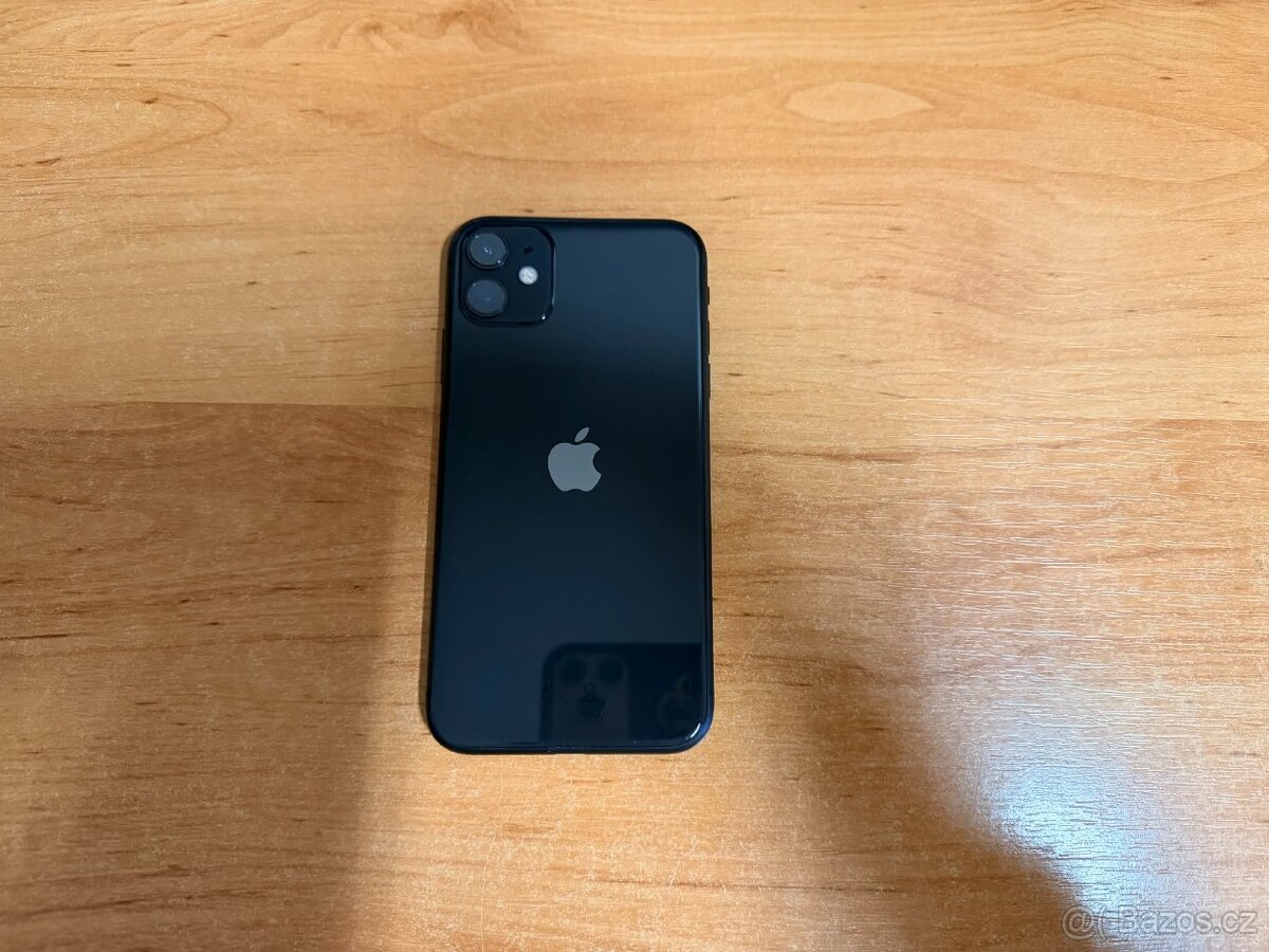 Apple iPhone 11 64GB - 2