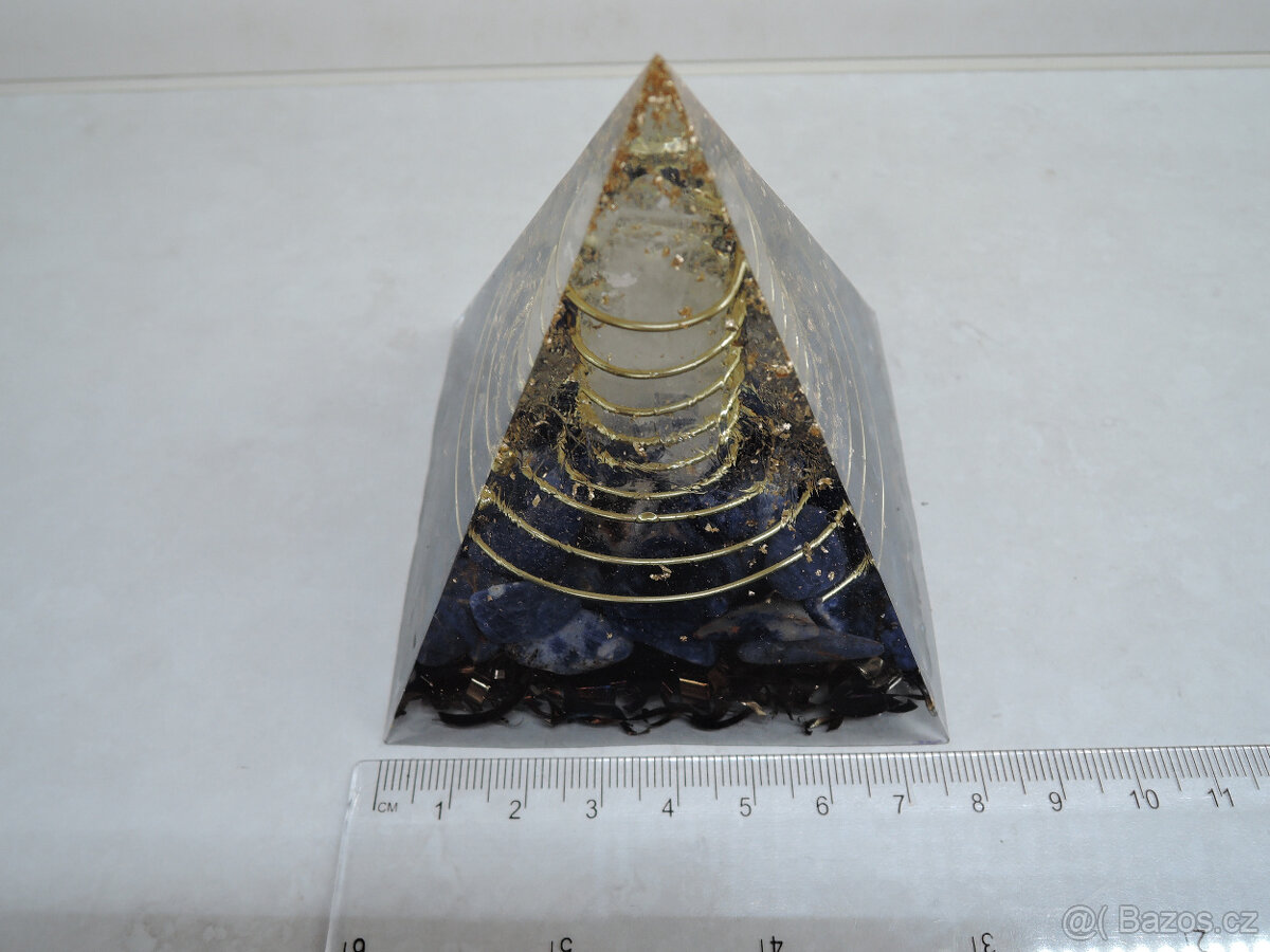 prodám orgonity z pryskyřice - 2