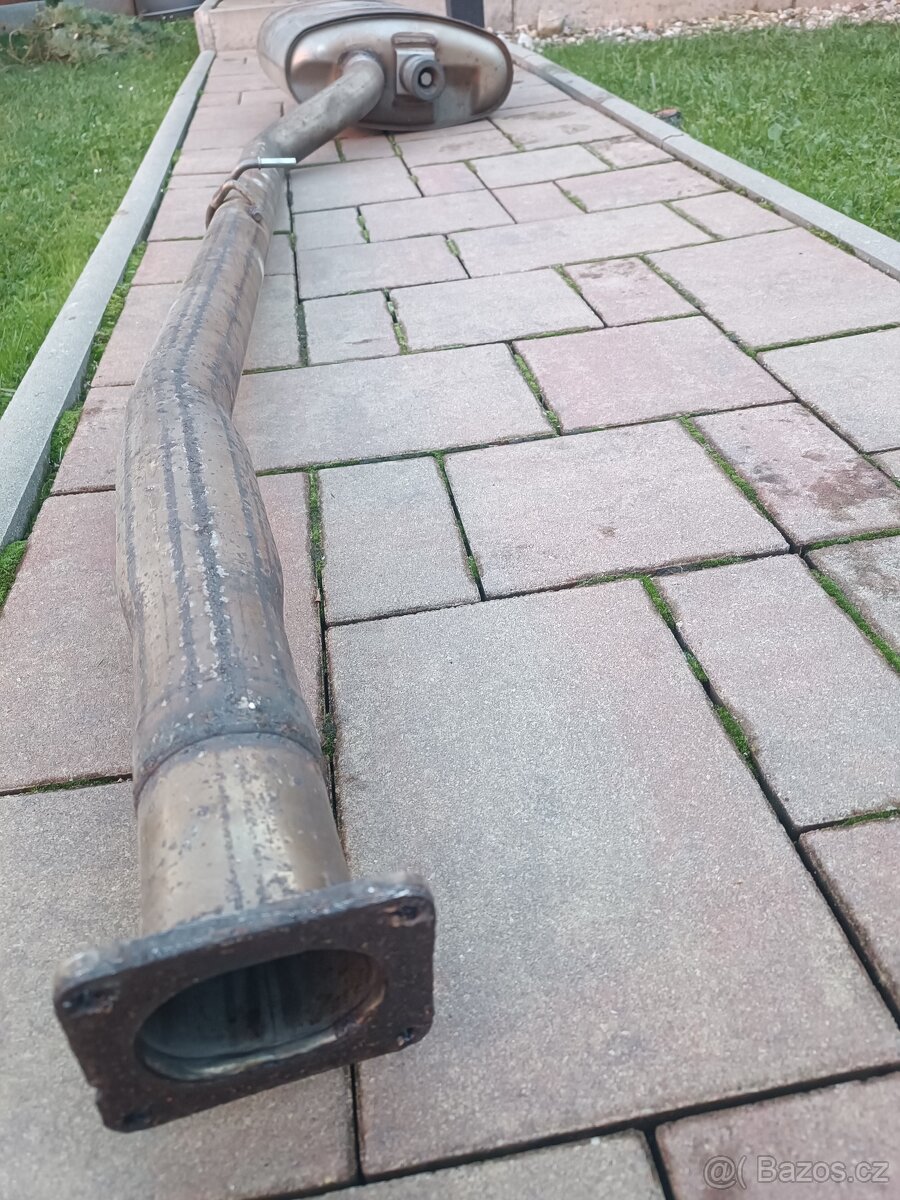 BMW výfuk e61/e60 na - 2