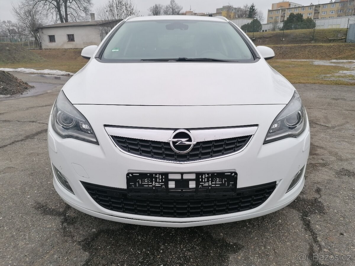 Opel Astra 1.7 CDTi 96kw OPC line - 2