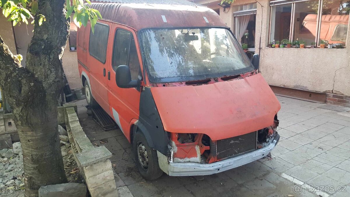 FORD TRANSIT 2,5D - 2