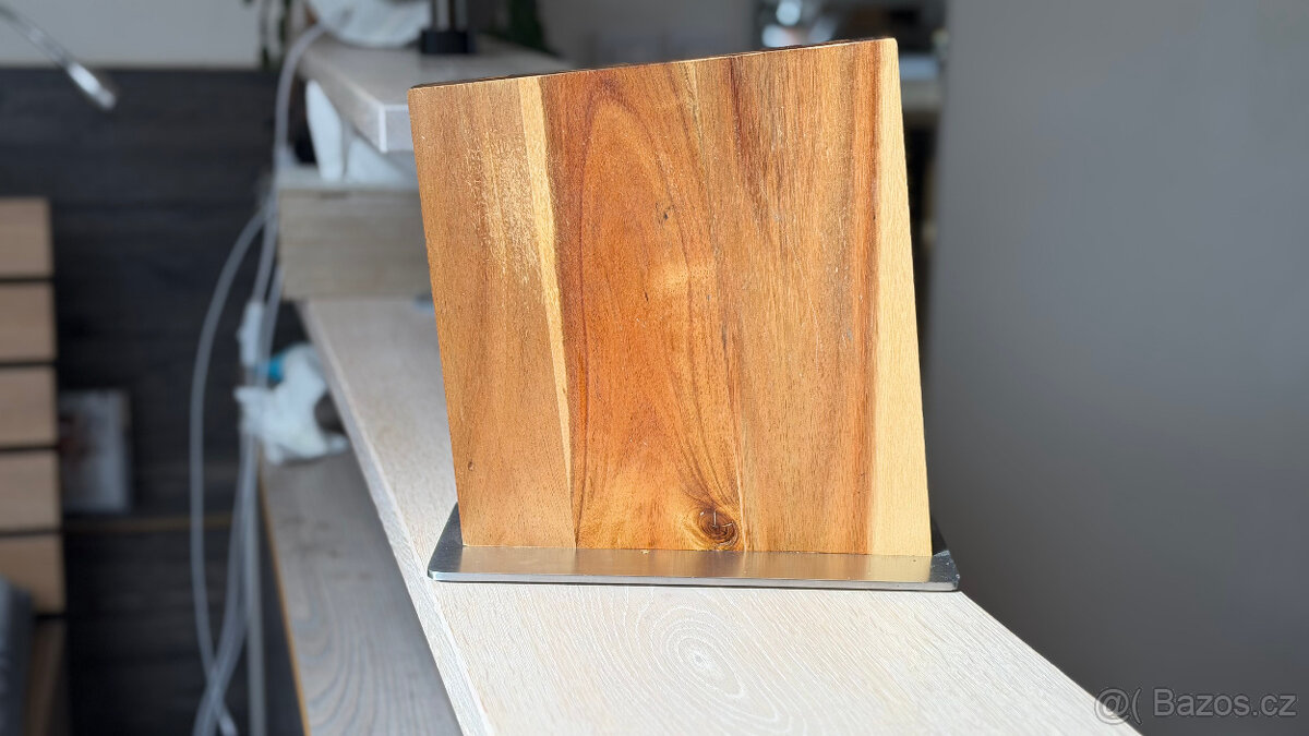 Magnetický stojan na nože masiv - 2