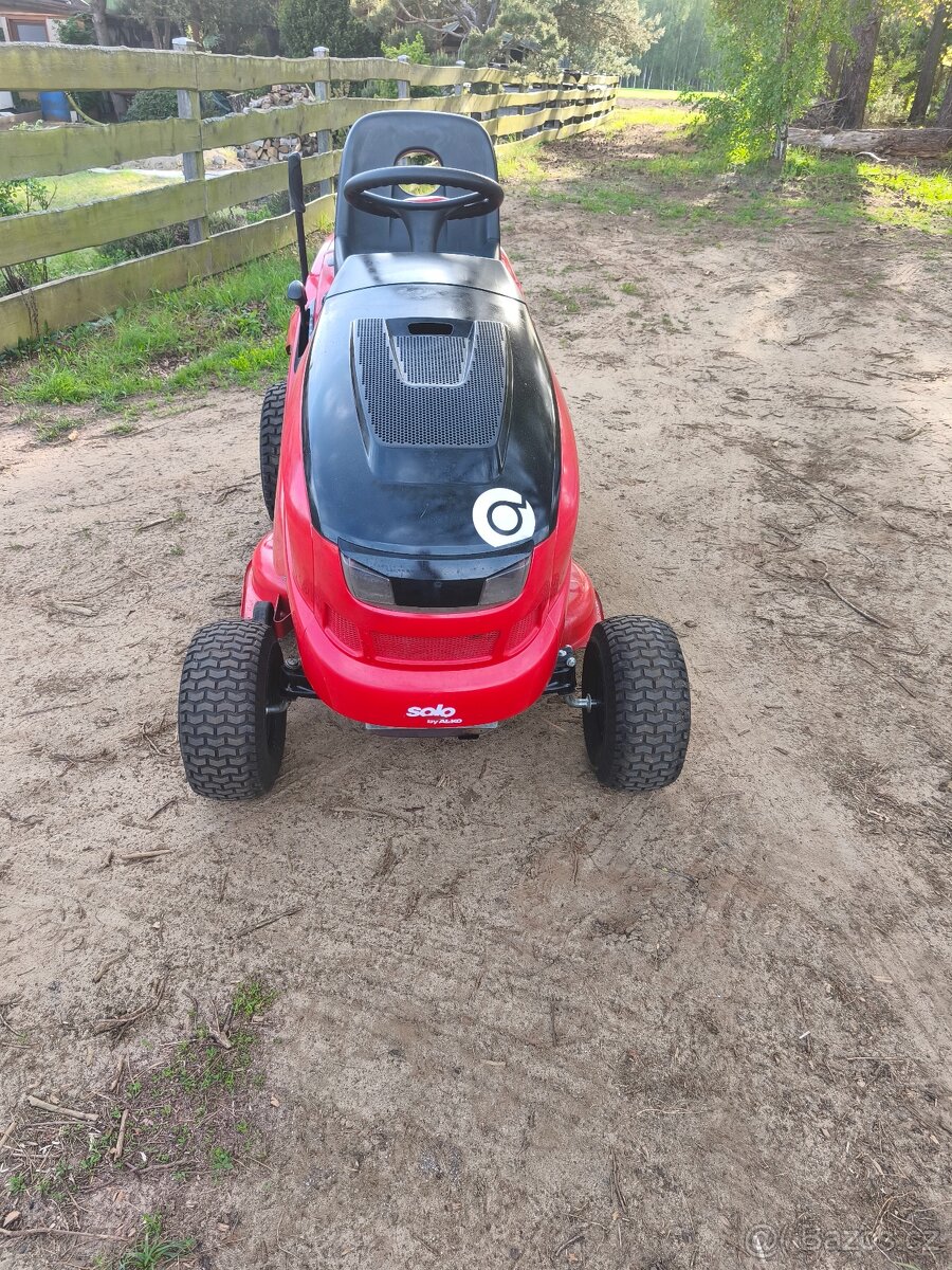 Traktůrek SOLO T15 - 2