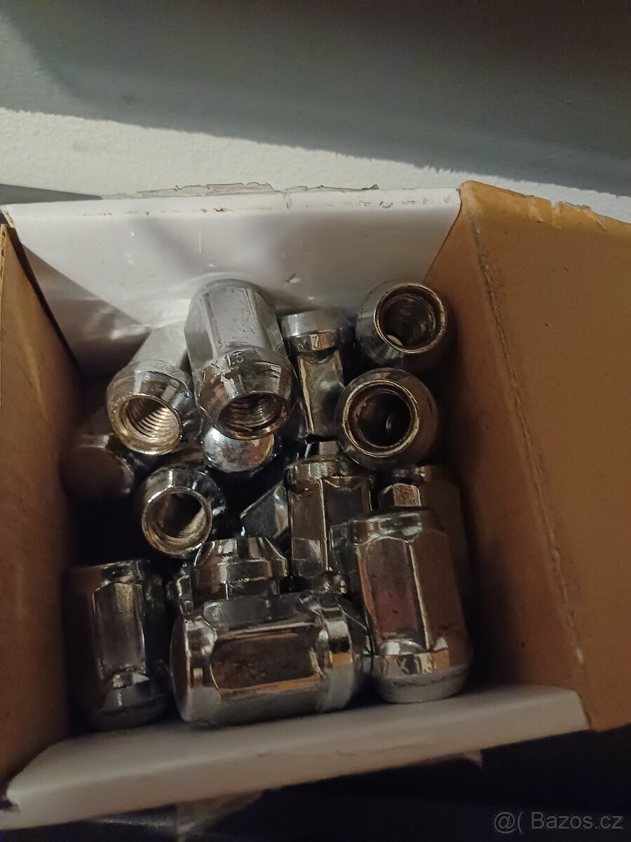 4 ks alu kola 15", ET 40 - 2