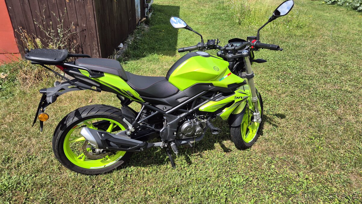 Benelli BN125 - 2