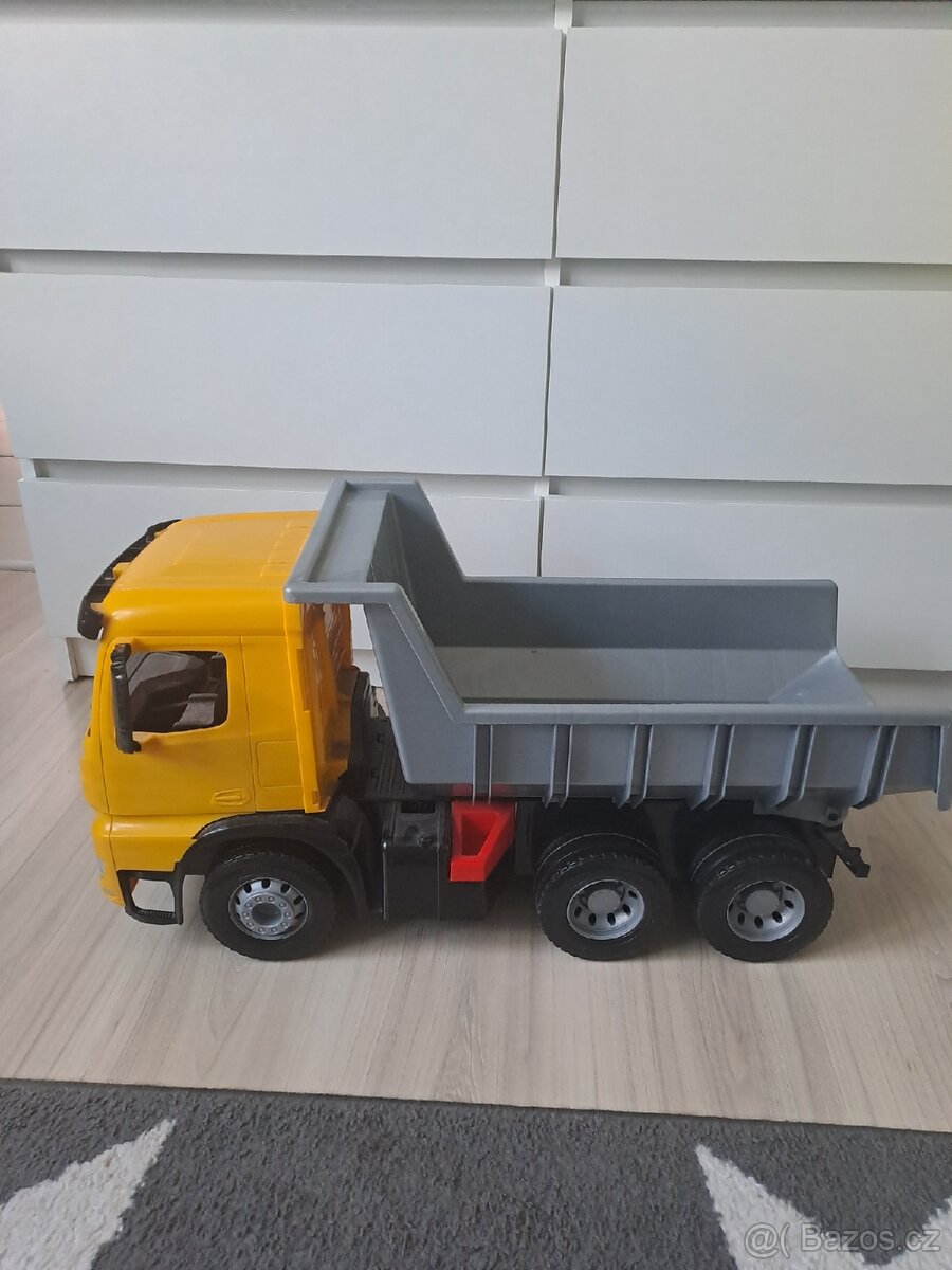 Sklápěcí auto - 2