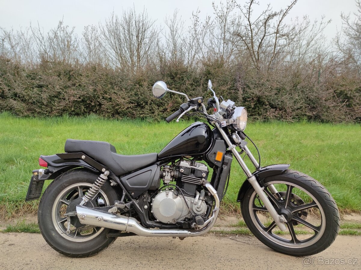 Kawasaki 450 LTD - 2