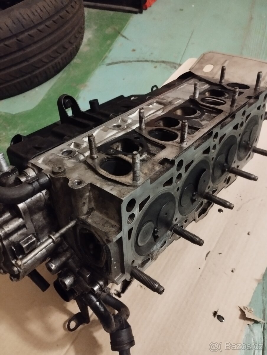 prodam hlavu motoru BMM 103 kw 8v - 2