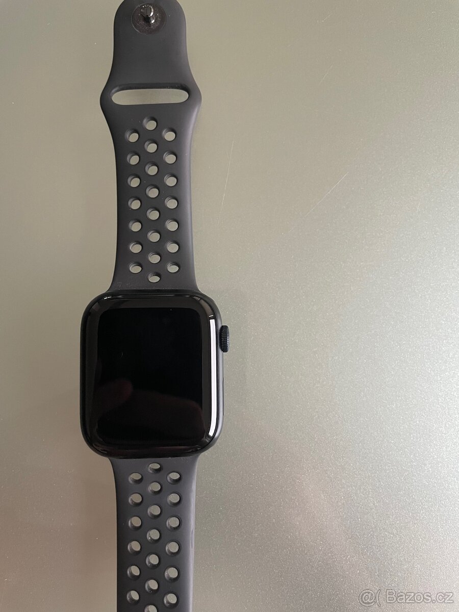 Apple Watch Series 7 Nike edition - 45mm - 2