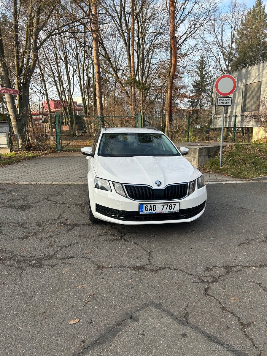 ⭐ Škoda Octavia Combi 1.6 TDI 85 kW | 2017 | Servisní kniha - 2
