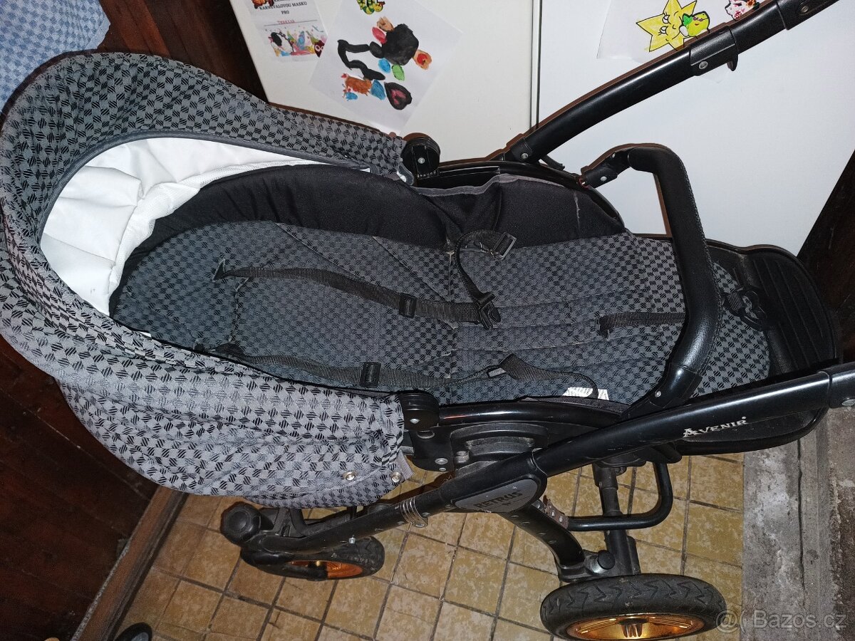 Daruji kočárek - 2