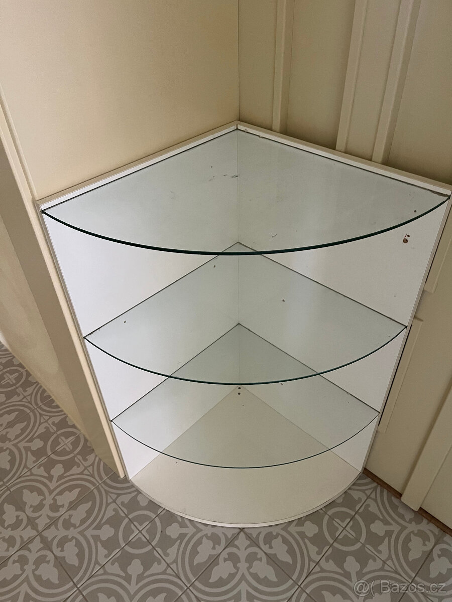 Rohová skříňka z bílého lamina - 2