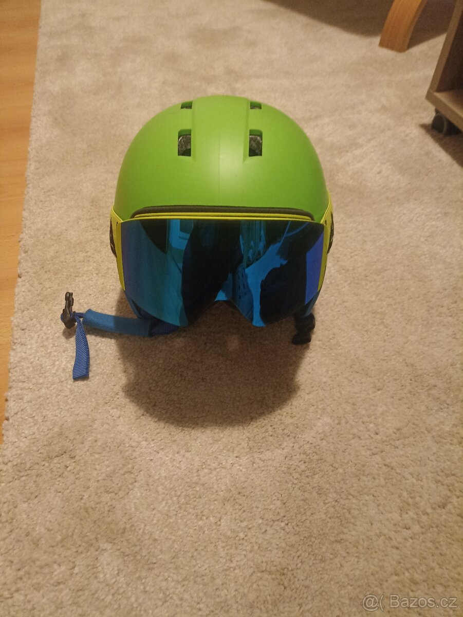 lyžařská helma i s brýlemi - 2