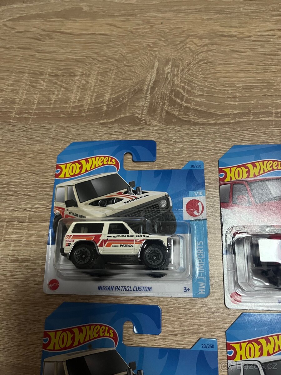 Nissan Hotwheels - 2