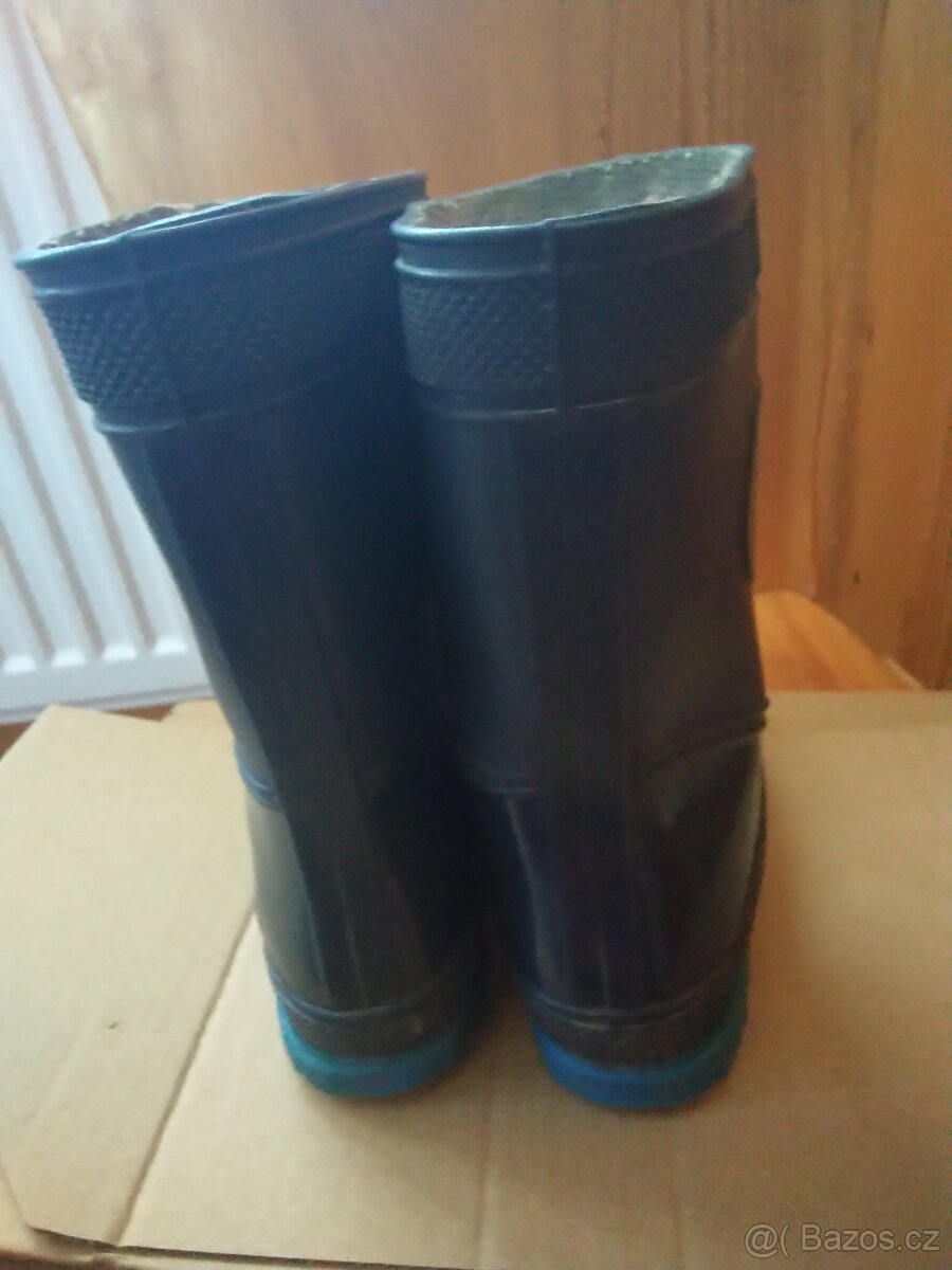 Chlapecké gumáky vel.26 - 2