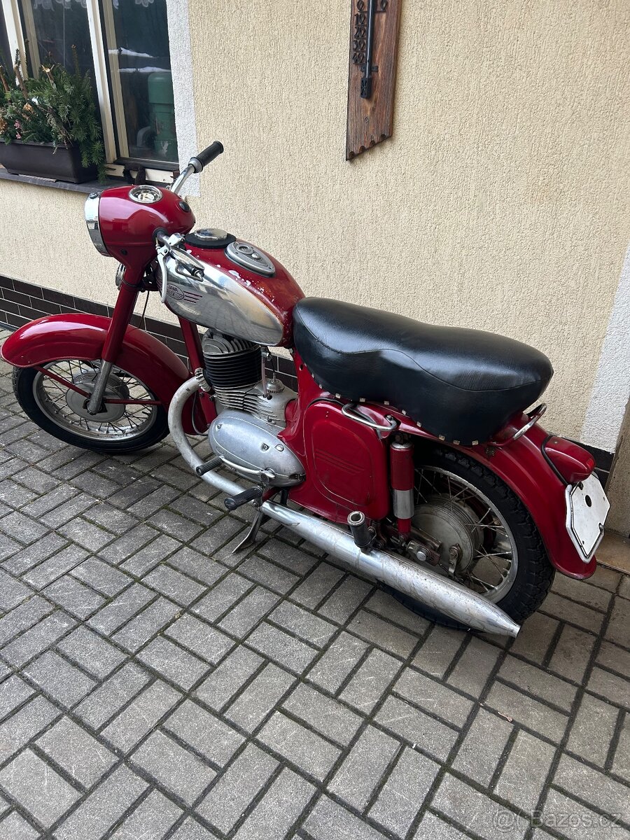 Jawa 250 - 2