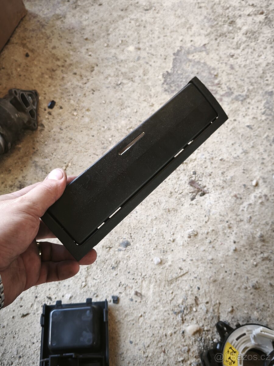 rameček a kastlík bmw e46 - 2