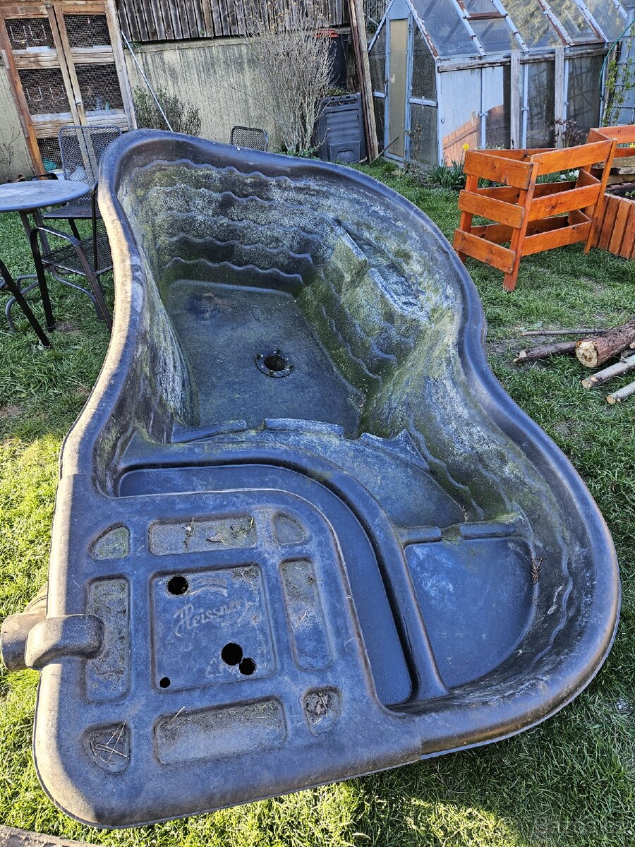 Plastové jezírko - 2