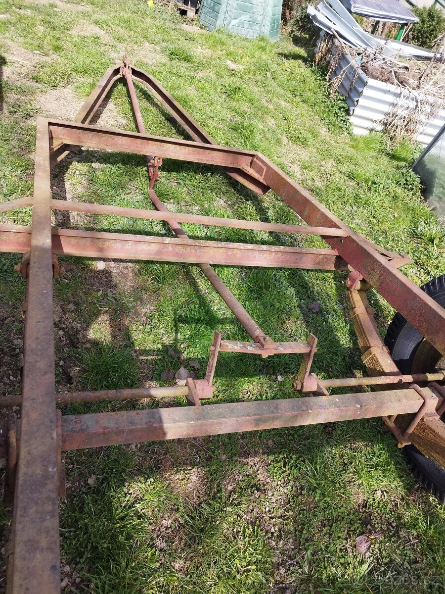 Podvozek,vlek,Kara,naves - 2