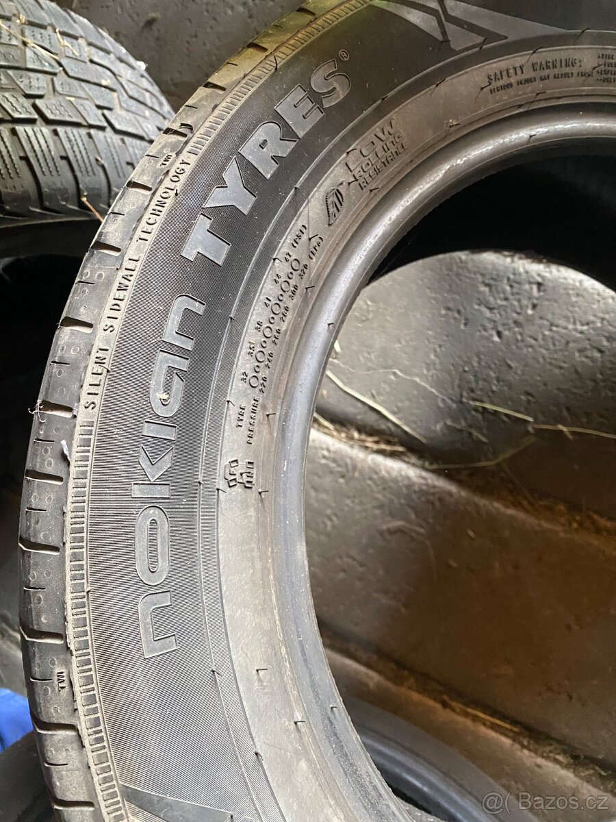 Nokian letní 205/60 R16 - 2