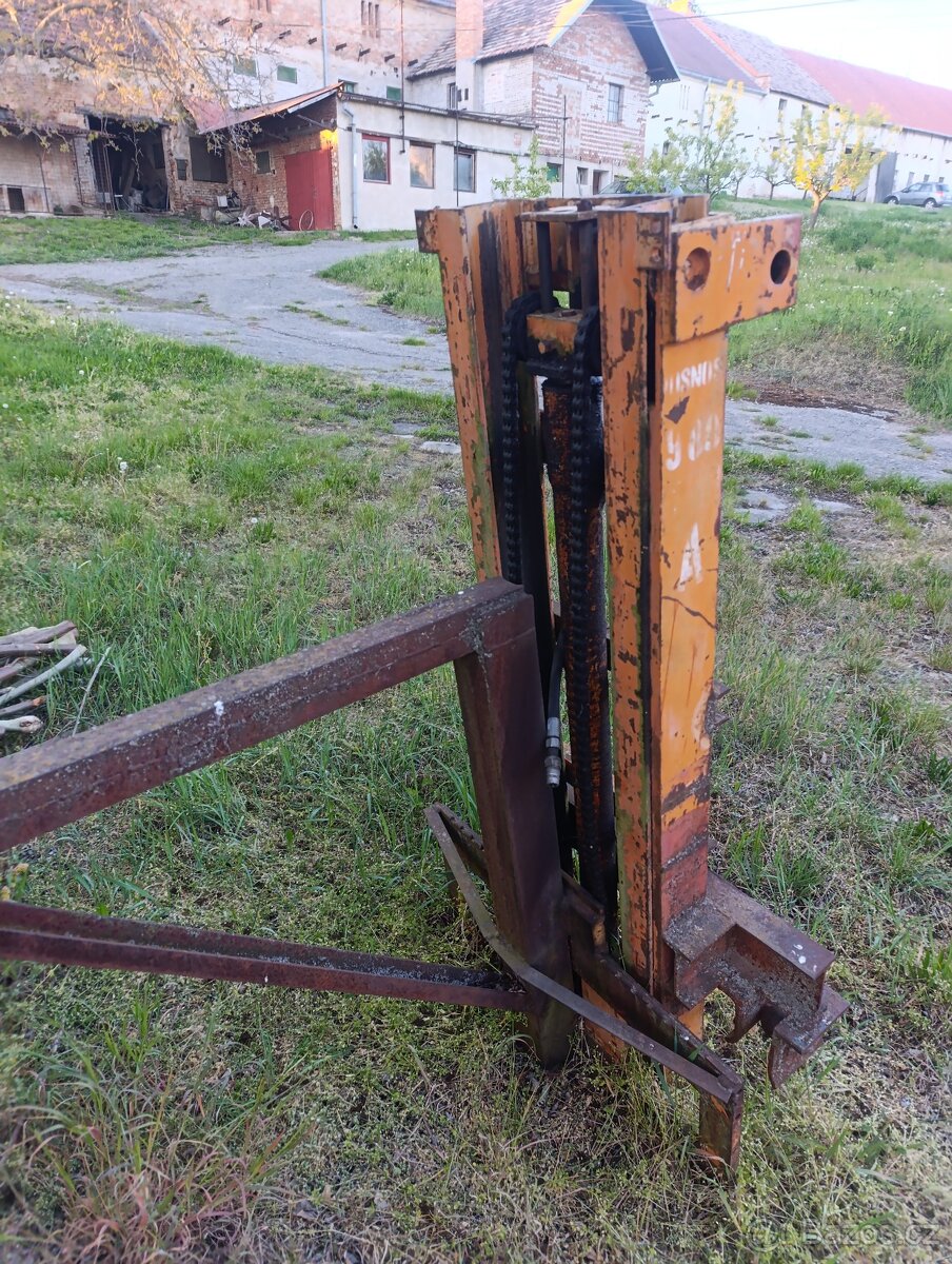 Rozmetadlo.Sekacka. Vysokozdvih - 2