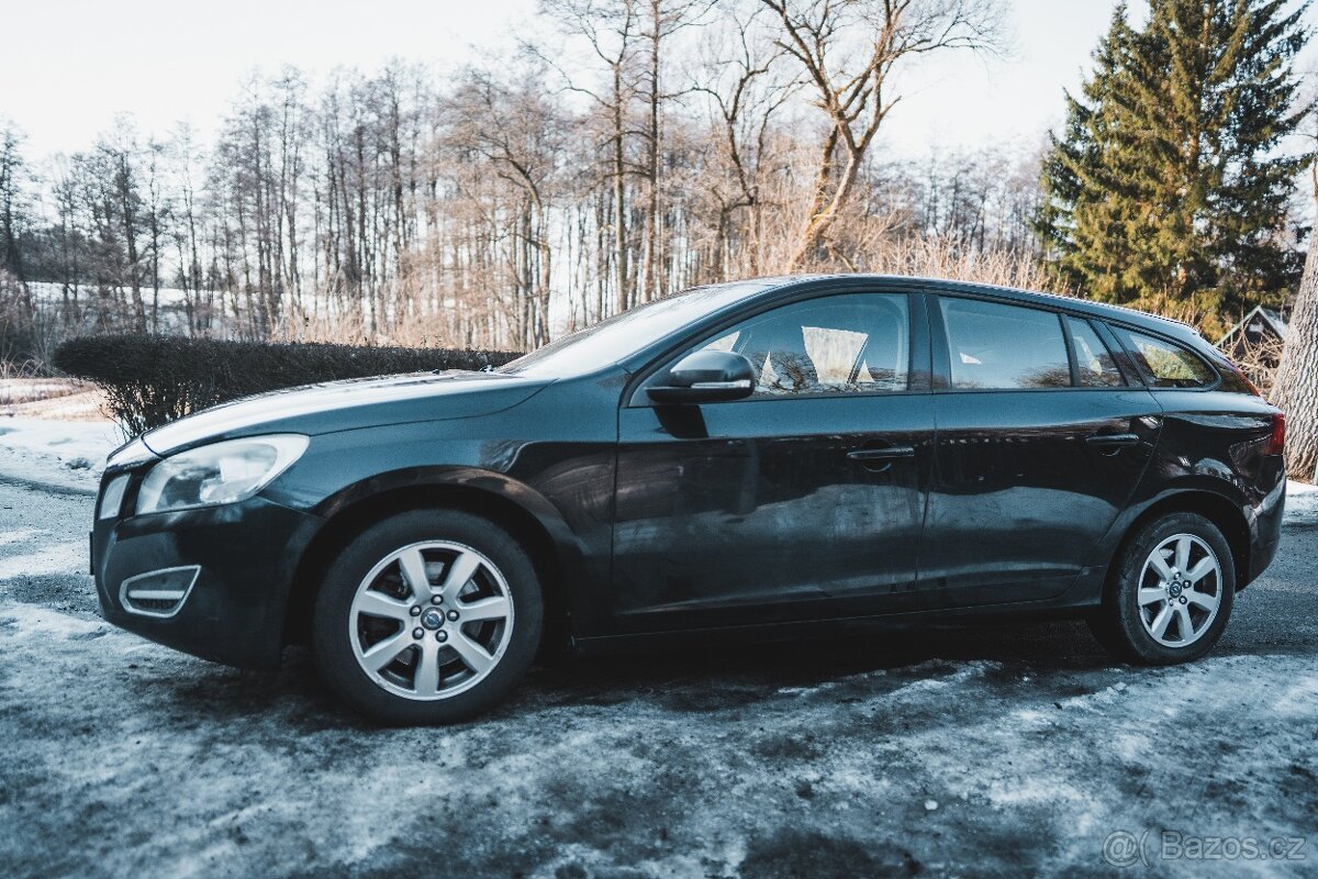 Volvo V 60 D2 - 2