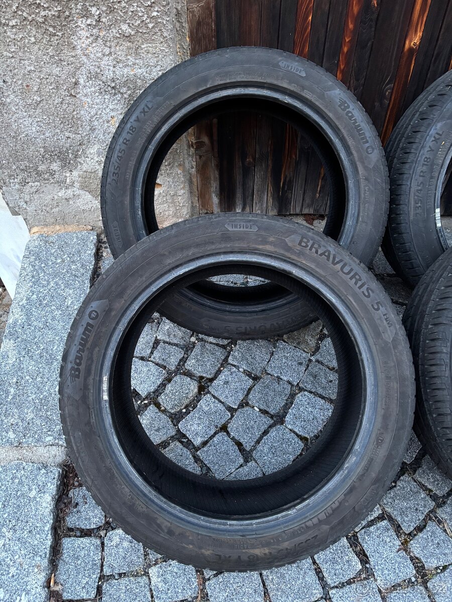 Barum R18 letni - 2