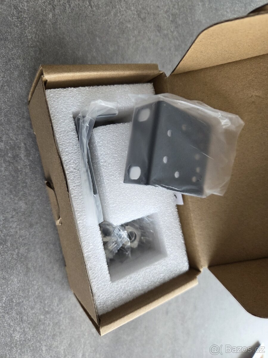 TP-LINK RackMount kit-19 - 2