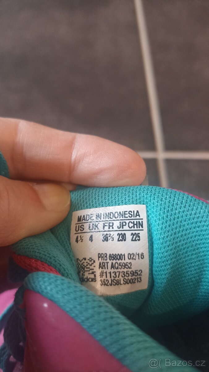 Dívčí halovky, 36 2/3 - 2