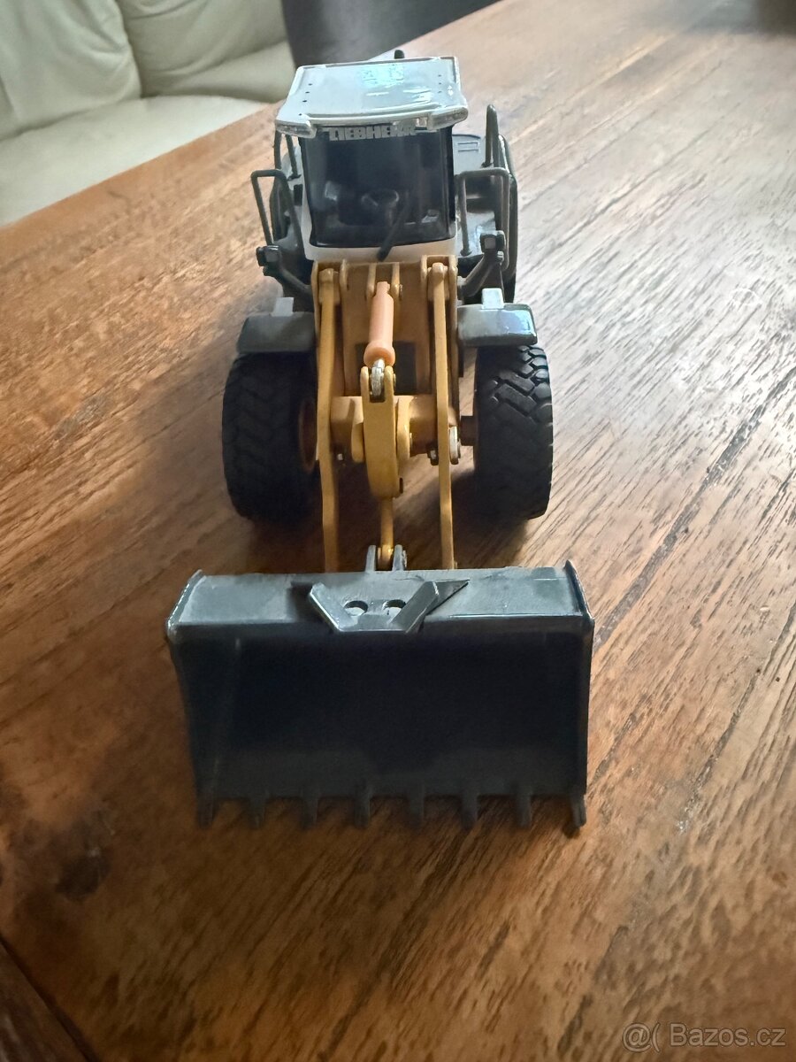 Nakladac Liebherr - 2