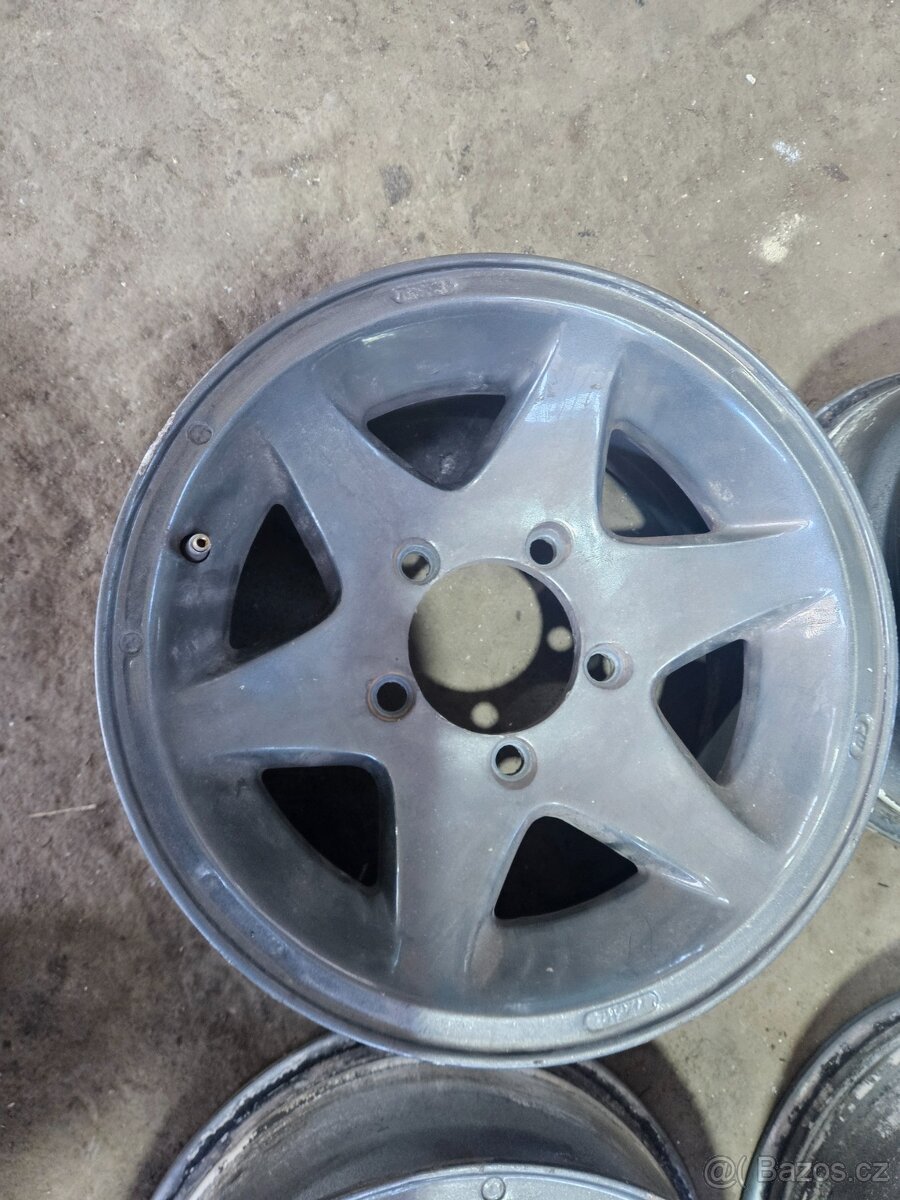 Sada ALU 5x139,7mm - Suzuki Jimny, Samurai, Vitara - 2