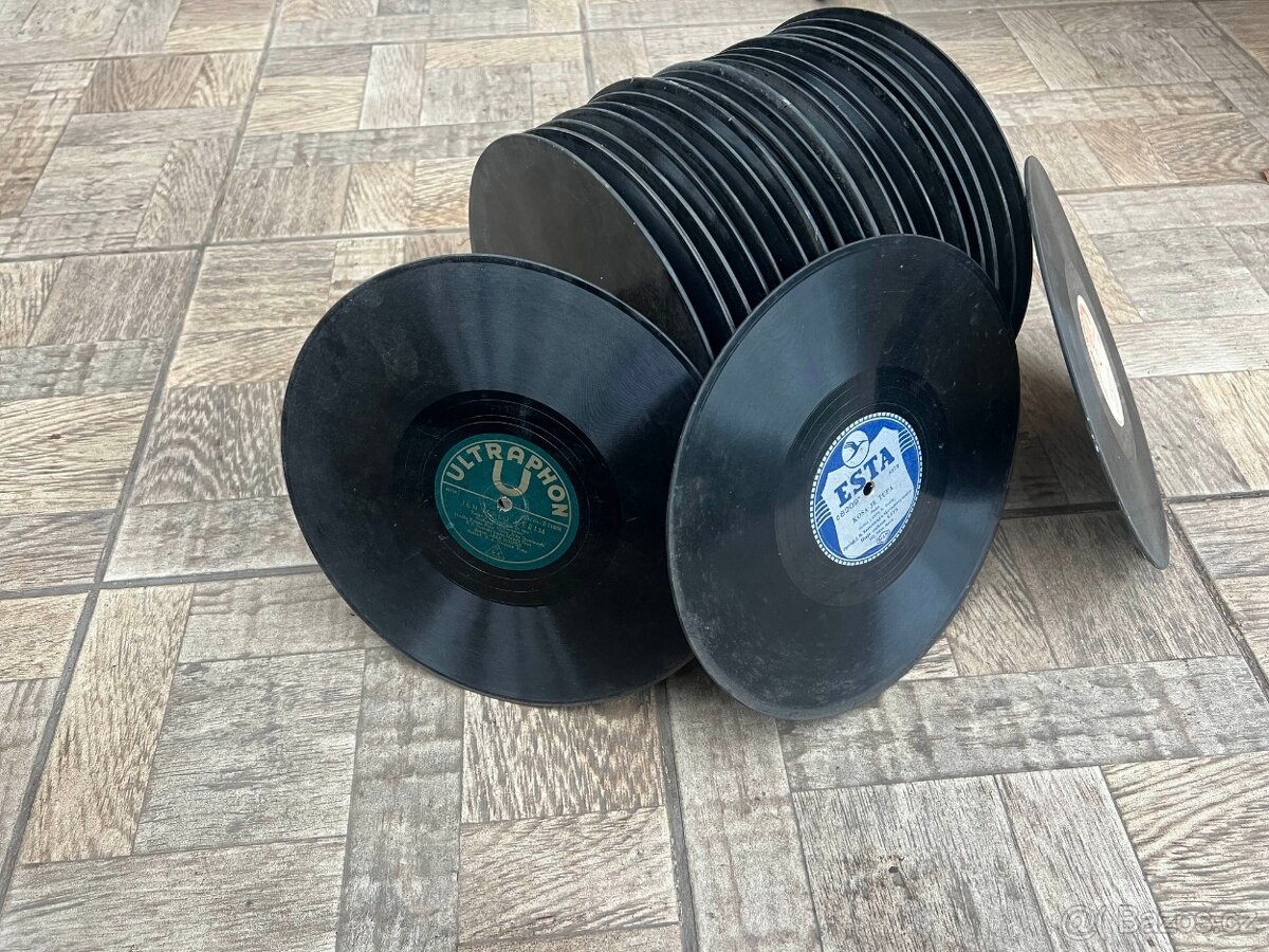 GRAMODESKY (SKLENĚNÉ + PLASTOVÉ) STARÉ DESKY - 2