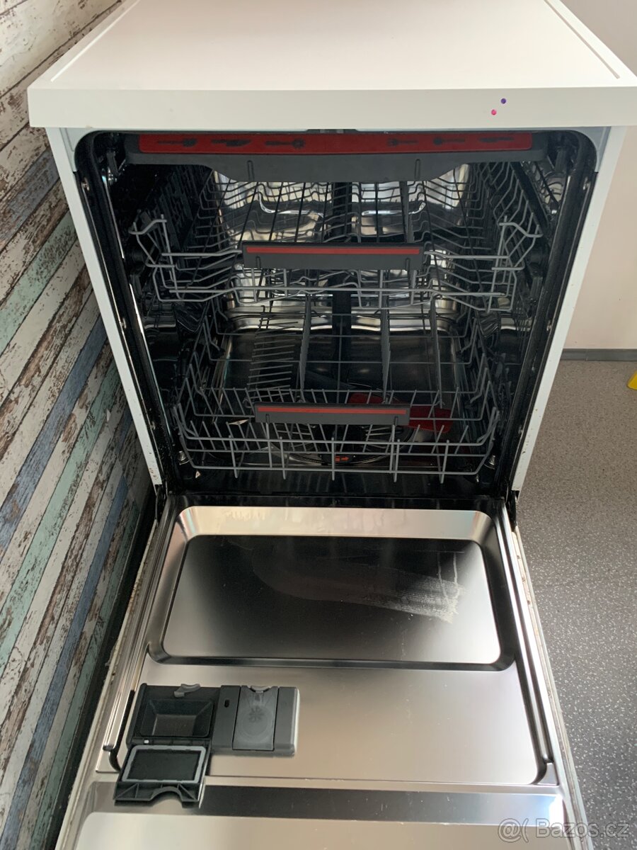 Myčka na nádobí AEG 7000 - 2