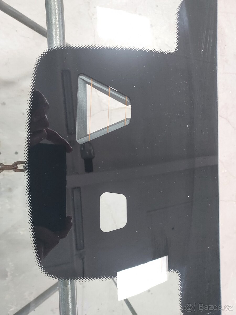 Použité čelní sklo MB GLC C253 od 2016 - 2