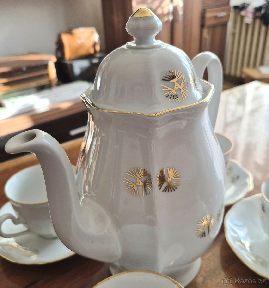 krásný kávový servis BOHEMIA, značený Made in Czechoslovakia - 2