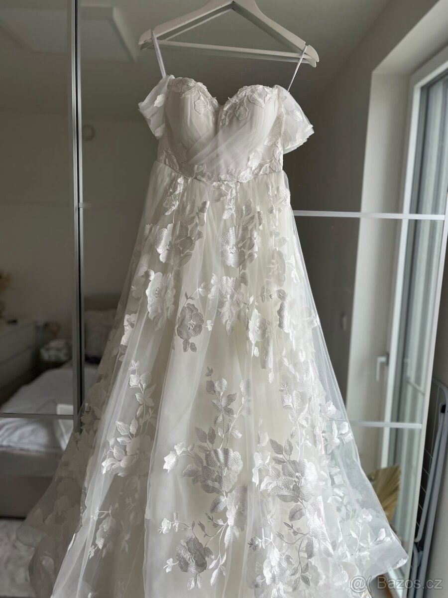 Svatební šaty - 2