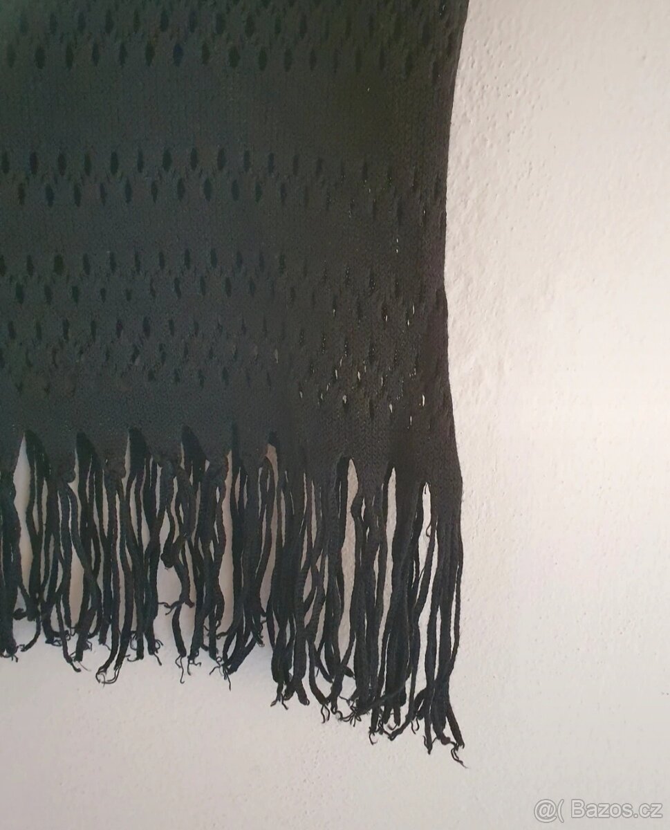 Černý top Clockhouse - 2