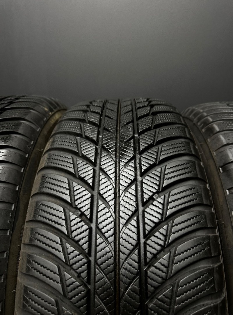 Sada pneu Bridgestone 205/60/16 92H - 2
