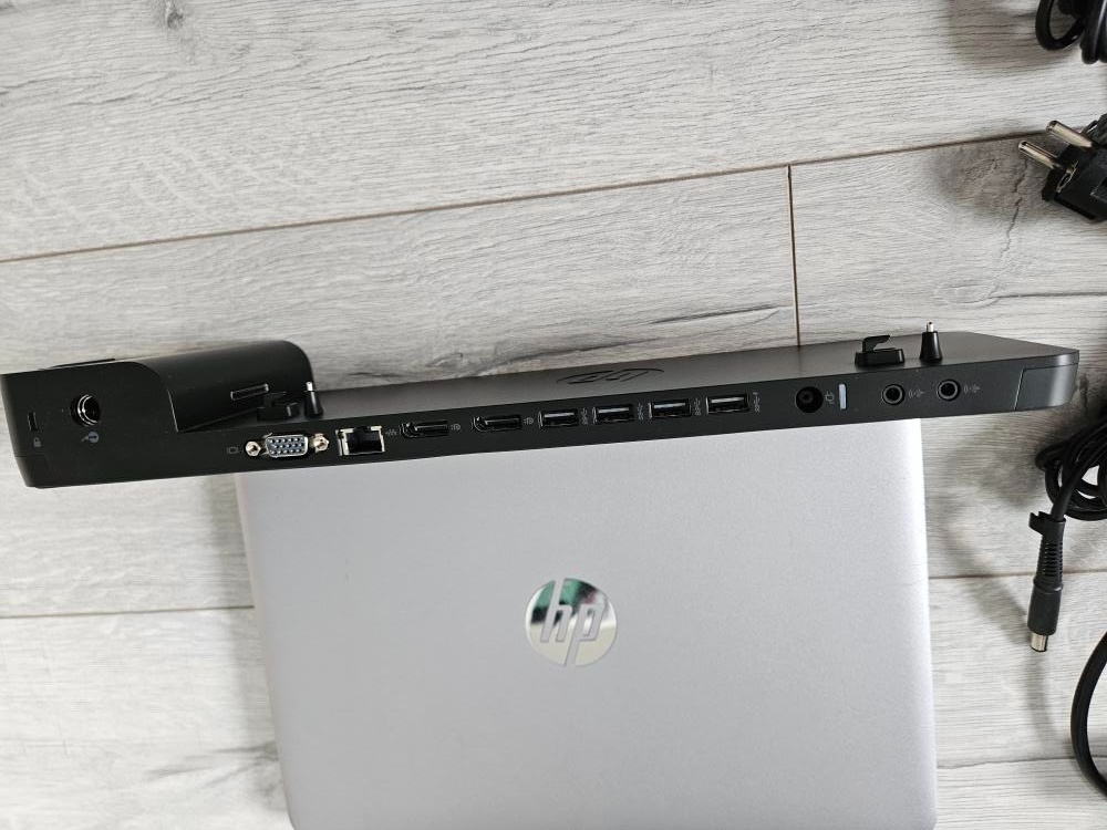 HP Elitebook 820 G3 dotyk, dokovací stanice, adaptéry - 2