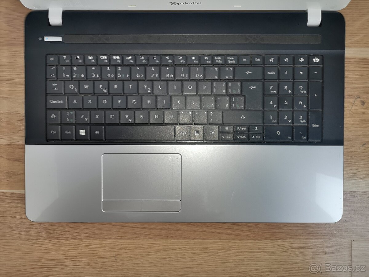 17,3" notebook Packard Bell EasyNote ENLV44HC - 2