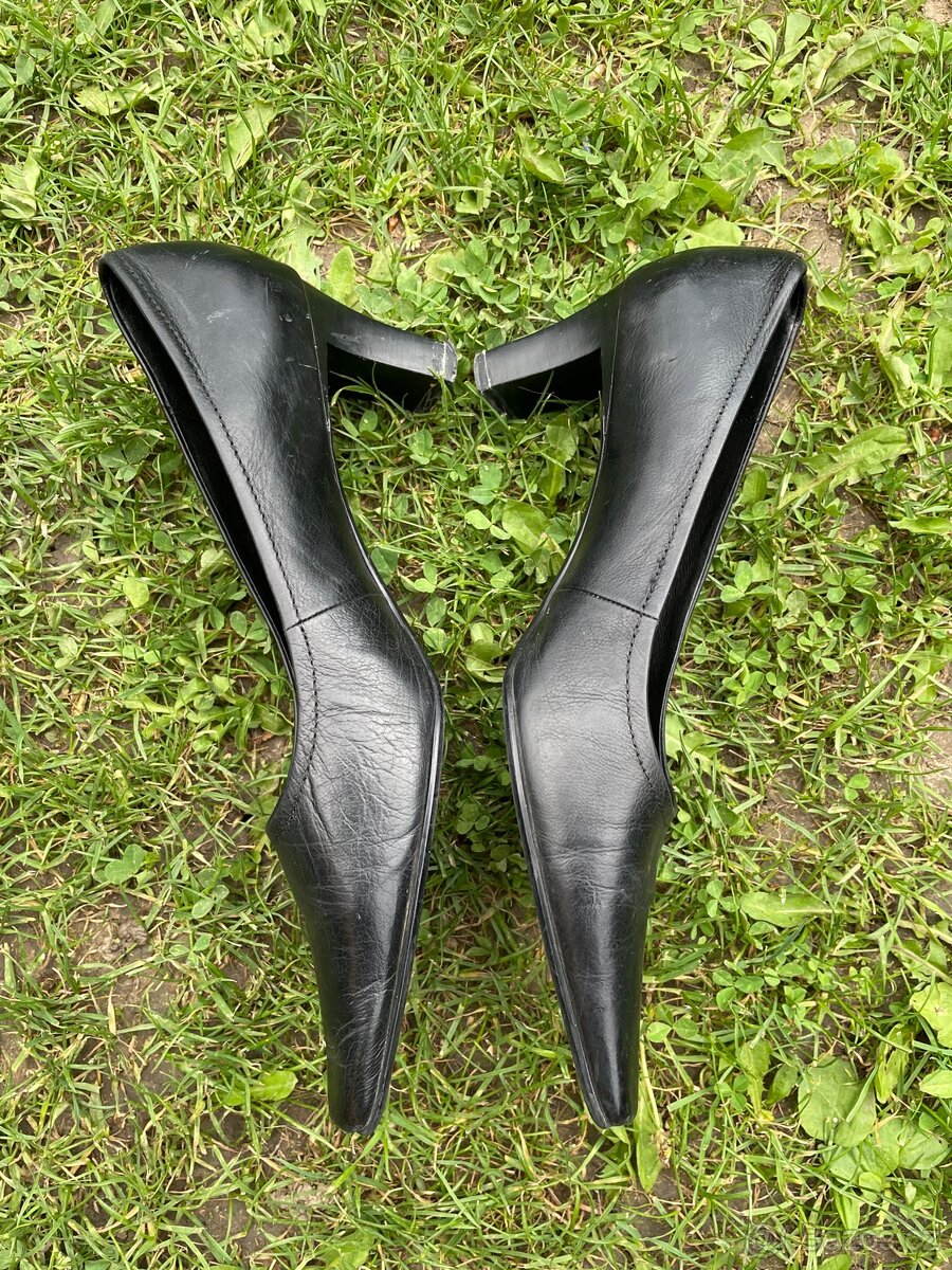 Lodičky Baťa, velikost 38 - 2