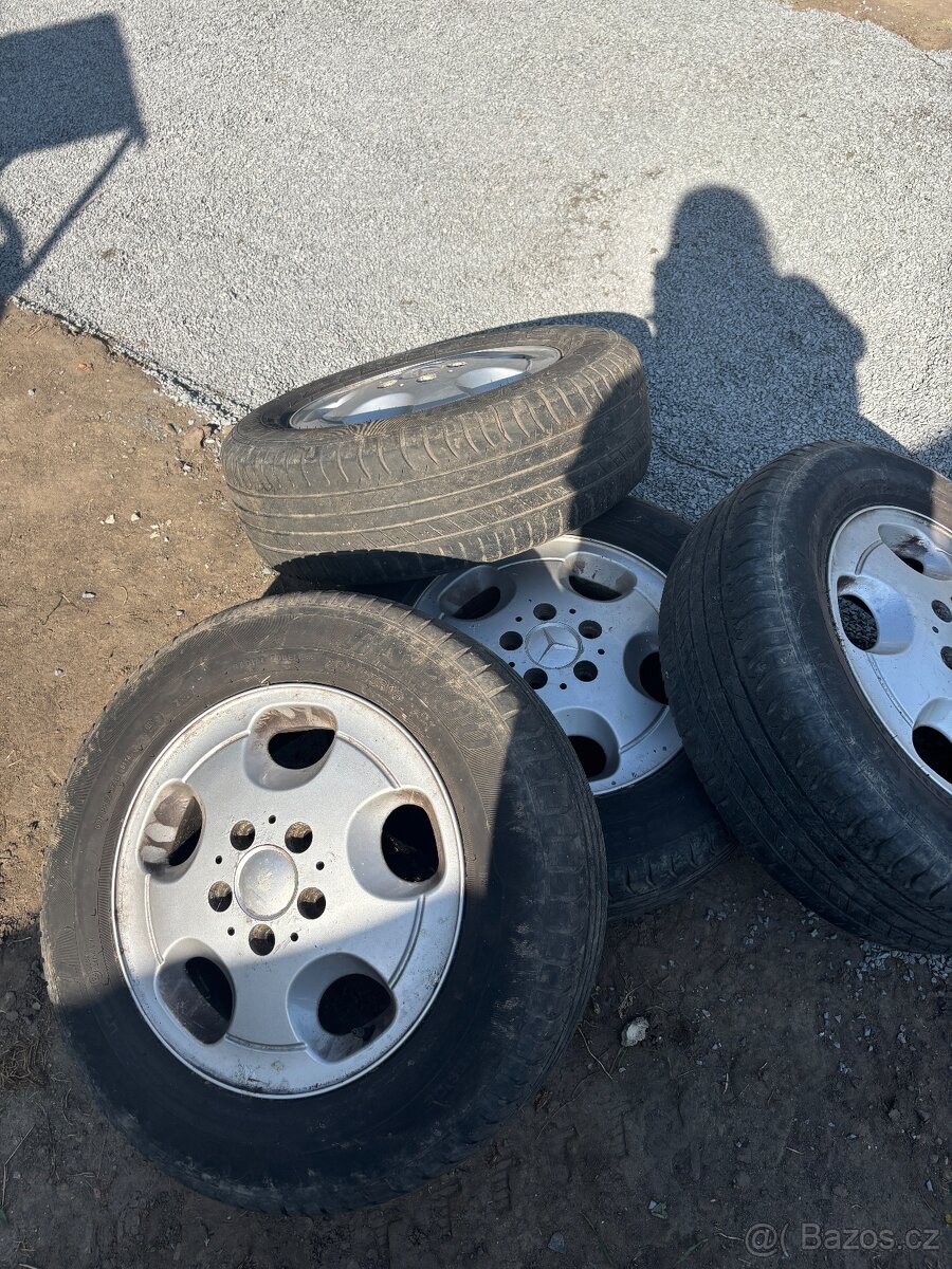 Kola Superia 205/65R15 94H - 2