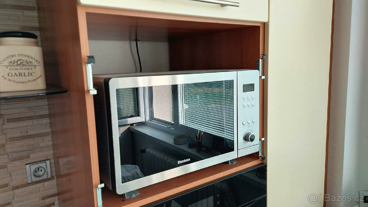 Vestavná mikrovlnka Blomberg MEE 3150 X – použitá, funkční - 2