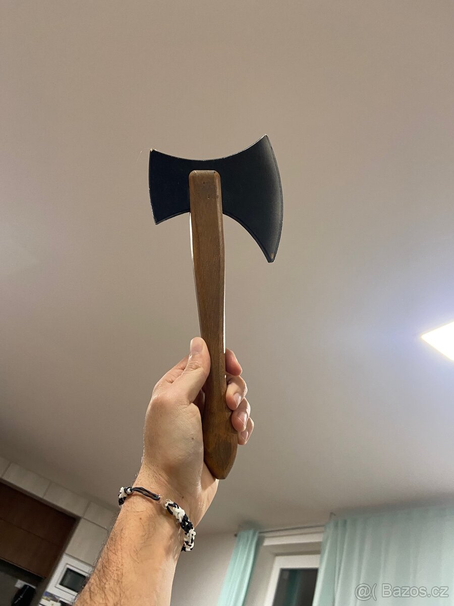 Dětská dřevěná sekyrka - 2