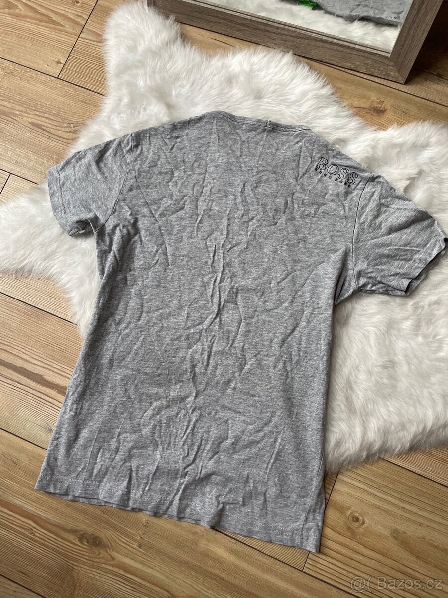 Pánské tričko Hugo Boss vel. S - 2