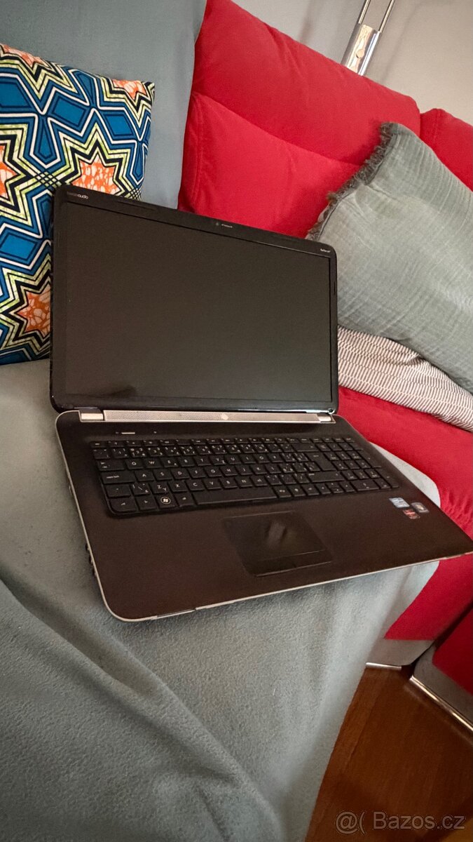 HP Pavilion DV7 + zdroj + nova baterie - 2
