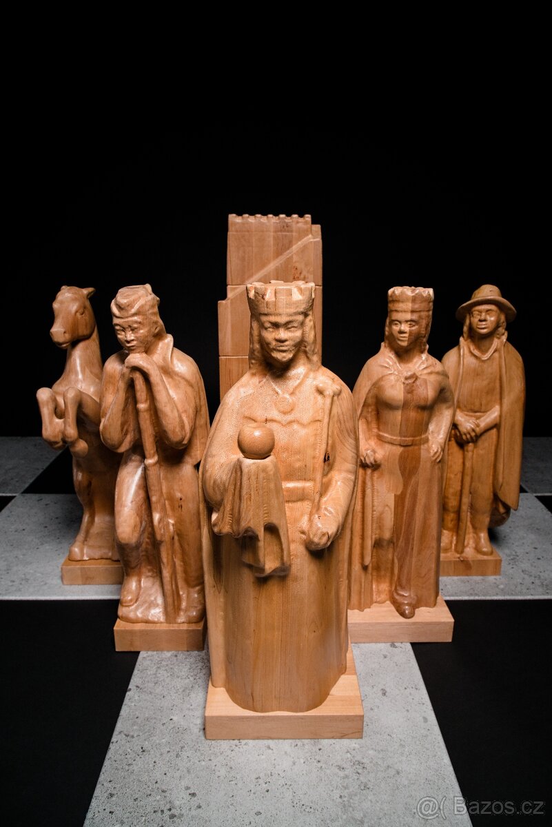 Dřevěná šachová sada - 2